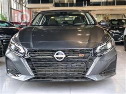 نيسان ألتيما